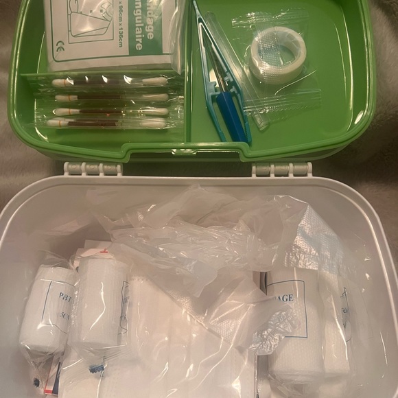 First aid kit organizer carrying full set toolbox. - Picture 4 of 9